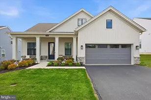 214 Equestrian Wy, Downingtown, PA 19335 - Photo 2