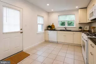 326 E Linden St, Kennett Square, PA 19348 - Photo 8