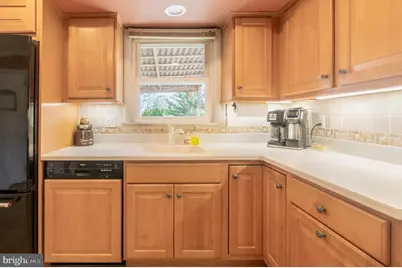 1042 Warren Road, West Chester, PA 19382 - Photo 4