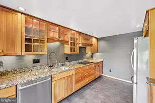 817 Sharon Cir, West Chester, PA 19382 - Photo 18