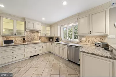 1154 Old Lancaster Road, Berwyn, PA 19312 - Photo 8