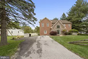 1154 Old Lancaster Rd, Berwyn, PA 19312 - Photo 48