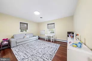 1154 Old Lancaster Rd, Berwyn, PA 19312 - Photo 14