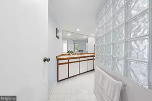 1154 Old Lancaster Rd, Berwyn, PA 19312 - Photo 38