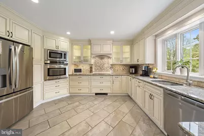 1154 Old Lancaster Road, Berwyn, PA 19312 - Photo 6