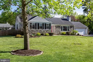 117 Hillside Rd, Wayne, PA 19087 - Photo 2