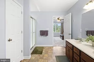 1012 Country Walk Dr, Pottstown, PA 19465 - Photo 32