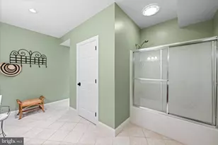 6 Somerset Ln, Malvern, PA 19355 - Photo 58