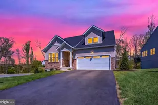 48 Heron Ln, Coatesville, PA 19320 - Photo 2