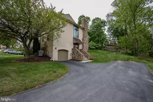 380 Lynetree Dr, West Chester, PA 19380 - Photo 2