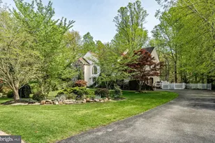 1413 Hampton Dr, Downingtown, PA 19335 - Photo 4