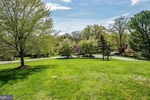 1413 Hampton Dr, Downingtown, PA 19335 - Photo 10