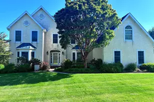7 Summerhill Dr, Downingtown, PA 19335 - Photo 1