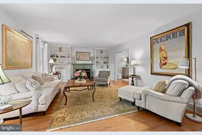 290 Forest Hills Circle, Devon, PA 19333 - Photo 2