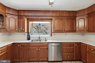 205 Oak Ln, West Chester, PA 19382 - Photo 18