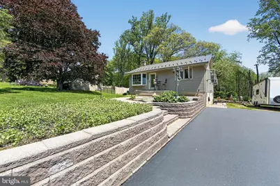 215 N Limestone Road, Parkesburg, PA 19365 - Photo 2