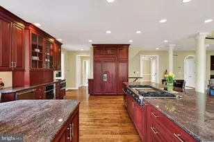 606 Longchamps Dr, Devon, PA 19333 - Photo 10