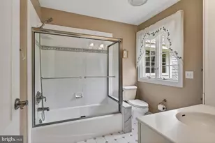 606 Longchamps Dr, Devon, PA 19333 - Photo 36