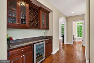 606 Longchamps Dr, Devon, PA 19333 - Photo 20