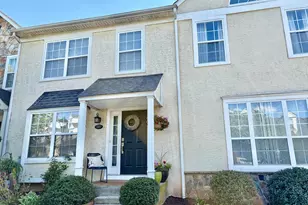 605 Coventry Pointe Ln, Pottstown, PA 19465 - Photo 1