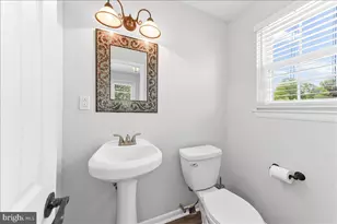 893 Westtown Rd, West Chester, PA 19382 - Photo 20