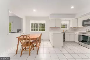 1239 Upton Cir, West Chester, PA 19380 - Photo 14