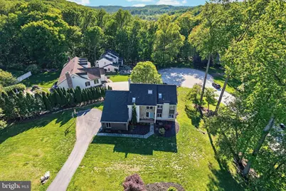 502 Buttonwood Drive, Downingtown, PA 19335 - Photo 2