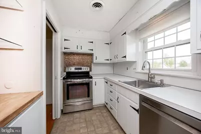 324 Marshall Street #8, Kennett Square, PA 19348 - Photo 6
