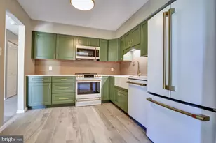 325 Westridge Cir, Phoenixville, PA 19460 - Photo 1