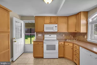 348 Madison Street, Coatesville, PA 19320 - Photo 12