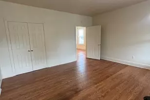 379 E Chestnut St, Coatesville, PA 19320 - Photo 8