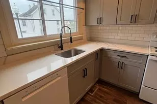 379 E Chestnut St, Coatesville, PA 19320 - Photo 6