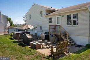 233 Poplar St, Spring City, PA 19475 - Photo 6