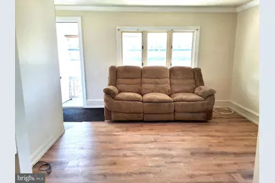 825 S 1st Avenue #1, Coatesville, PA 19320 - Photo 2