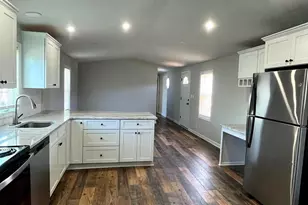 7 Denbigh Ln, Coatesville, PA 19320 - Photo 2