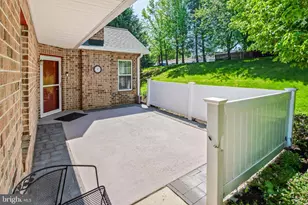 147 Village Way, Phoenixville, PA 19460 - Photo 6