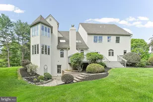 286 Hickory Dr, Kennett Square, PA 19348 - Photo 2