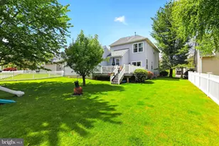 109 Lindley Ln, Pottstown, PA 19465 - Photo 6