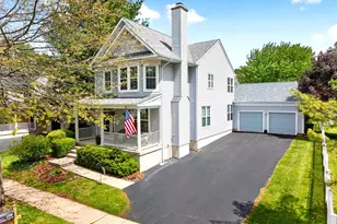 109 Lindley Ln, Pottstown, PA 19465 - Photo 2