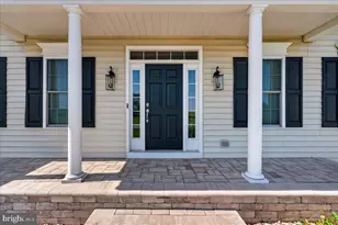 329 Century Oak Dr, Oxford, PA 19363 - Photo 2