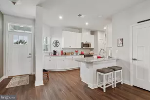 638 Thomas Penn Dr, West Grove, PA 19390 - Photo 2