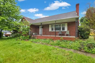 90 Fricks Lock Rd, Pottstown, PA 19465 - Photo 2