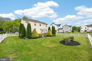25 N Danbury Cir, Coatesville, PA 19320 - Photo 38