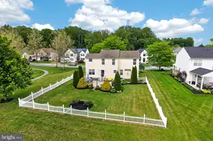 25 N Danbury Cir, Coatesville, PA 19320 - Photo 54