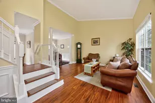 25 N Danbury Cir, Coatesville, PA 19320 - Photo 12