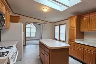 787 W Main St, Coatesville, PA 19320 - Photo 36