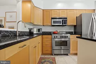 18 Cabot Dr, Chesterbrook, PA 19087 - Photo 8
