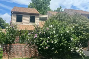 28 Knox Ct, Chesterbrook, PA 19087 - Photo 2