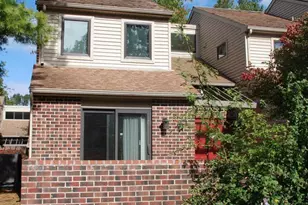 28 Knox Ct, Tredyffrin, PA 19087 - Photo 1