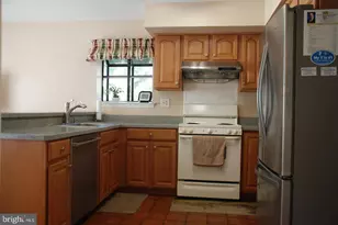 28 Knox Ct, Tredyffrin, PA 19087 - Photo 8